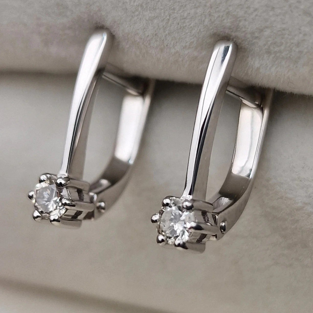 Серьги Deimantas 106082446 2,6гр 0,25ct. купить,NaN