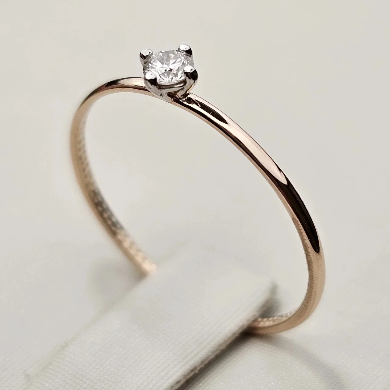 Кольцо Deimantas 113748530 16,5р 0,08ct. купить,NaN