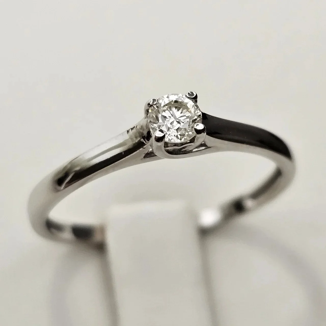 Кольцо Deimantas 113748174 17р 0,176ct. купить,NaN