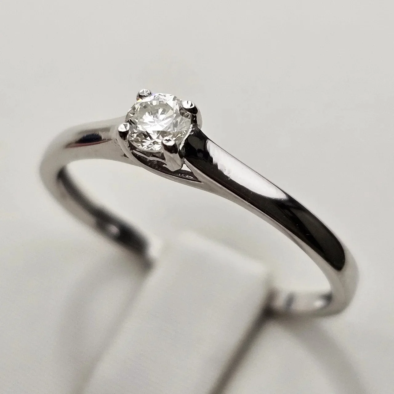 Кольцо Deimantas 113748174 17р 0,176ct. купить,NaN