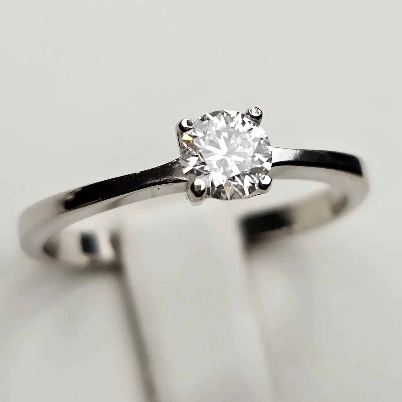 Кольцо Deimantas 113748788 17,5р 0,34ct. купить,NaN