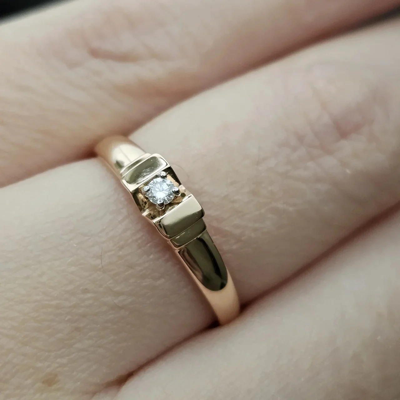 Кольцо Deimantas 113748519 16,5р 0,047ct. купить,NaN