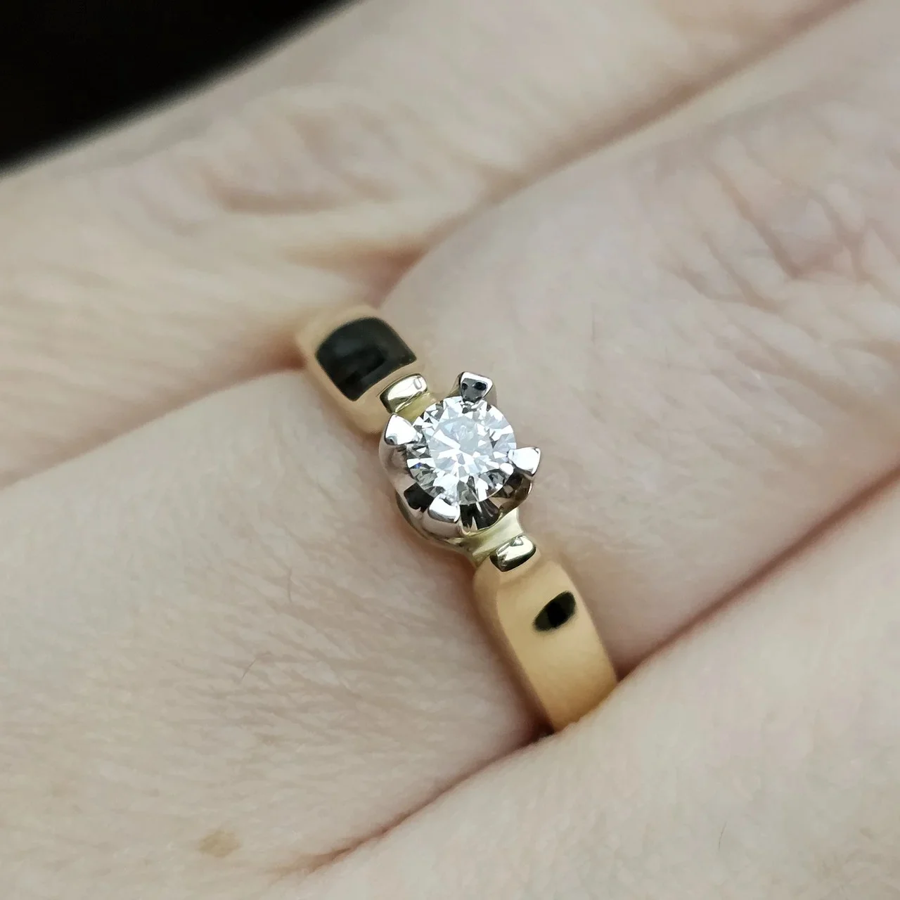 Кольцо Deimantas 113748798 16,5р 0,185ct. купить,NaN