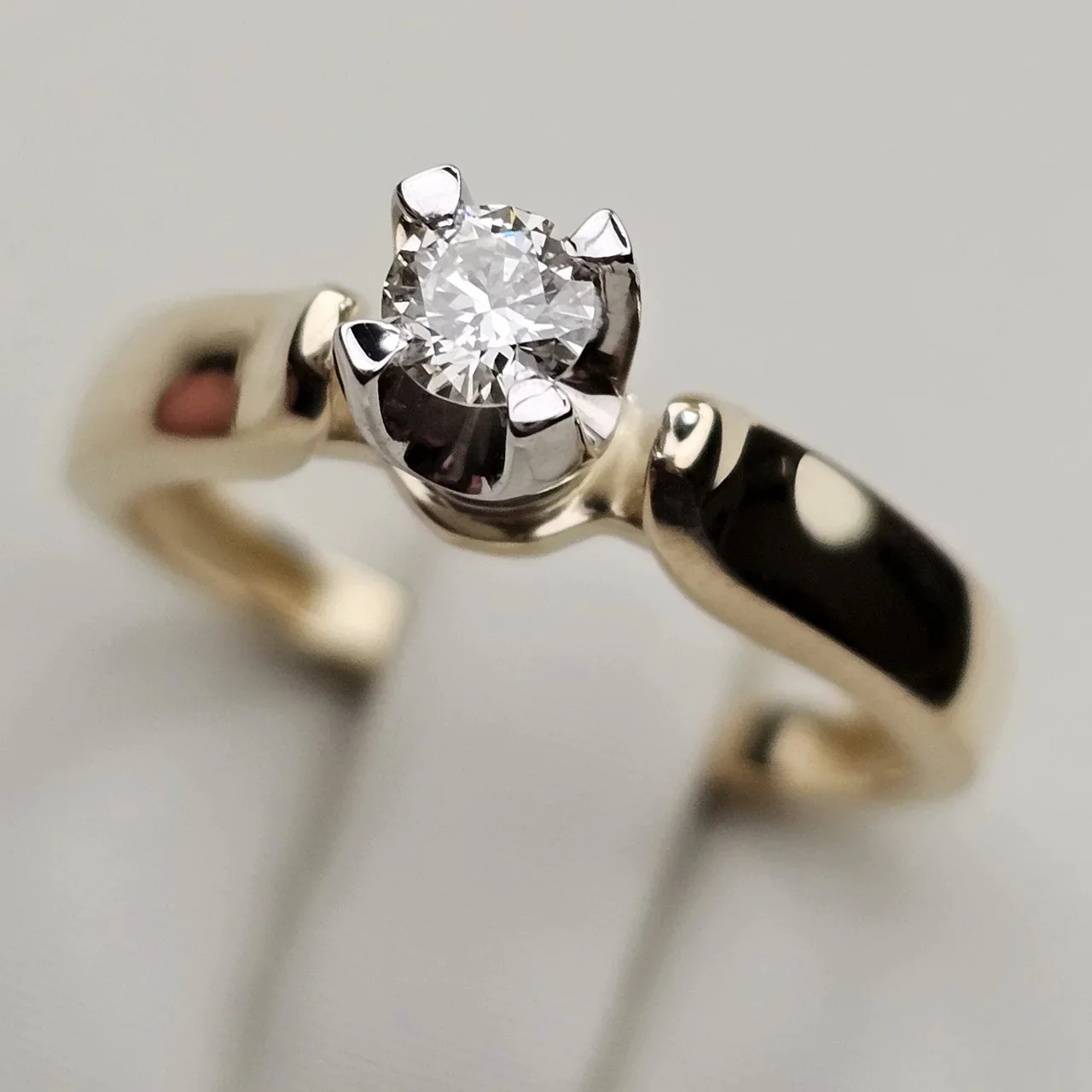 Кольцо Deimantas 113748798 16,5р 0,185ct. купить,NaN