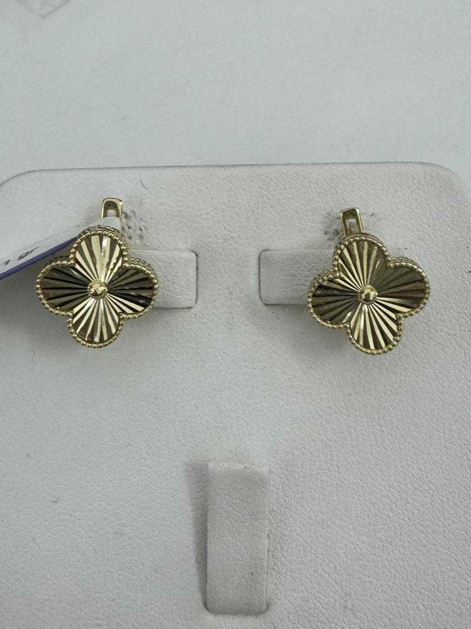 Серьги Italy Gold 017 вес 3.6 г золото, без вставок купить,NaN