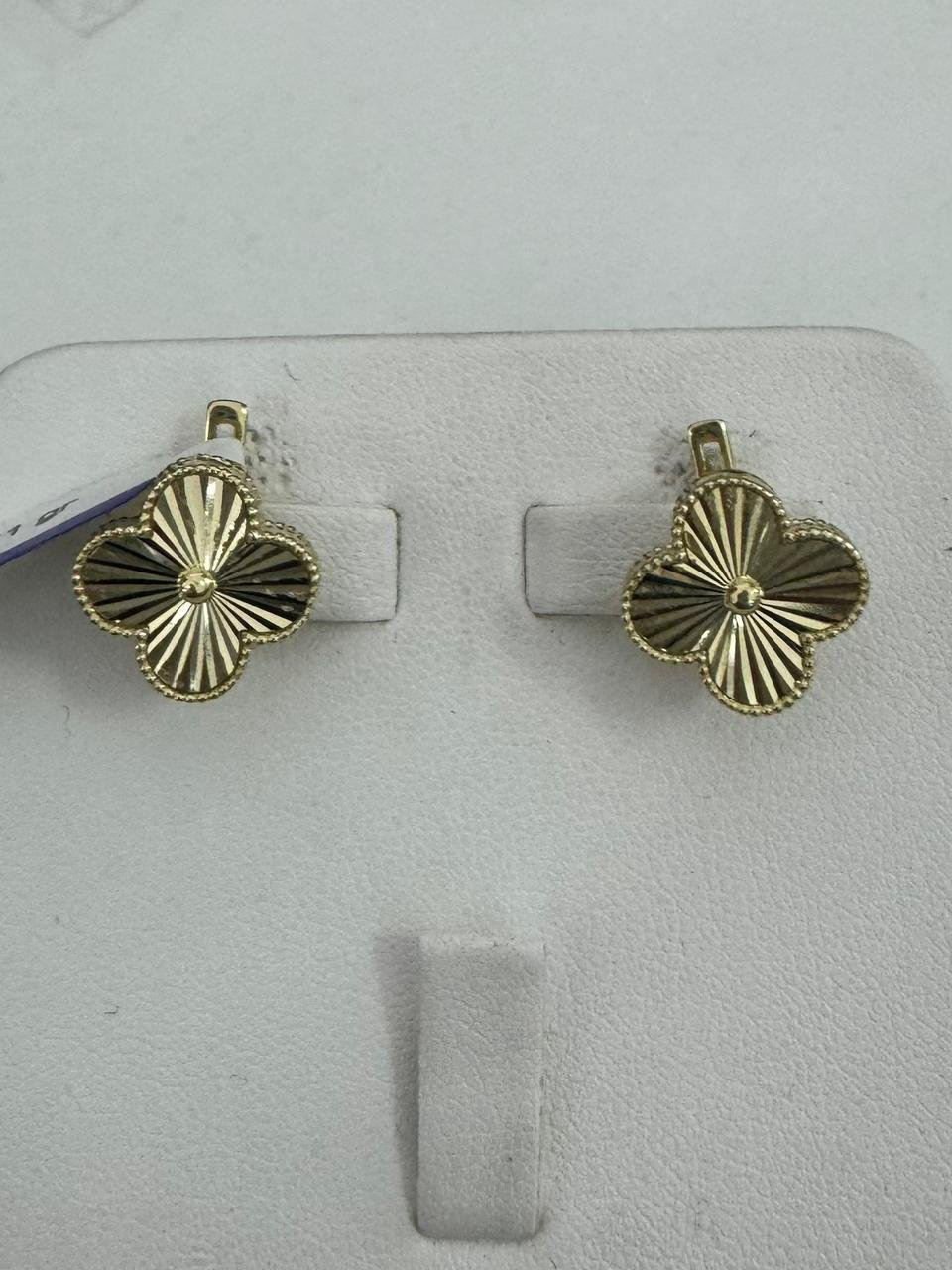 Серьги Italy Gold 017 вес 3.6 г золото, без вставок купить,NaN