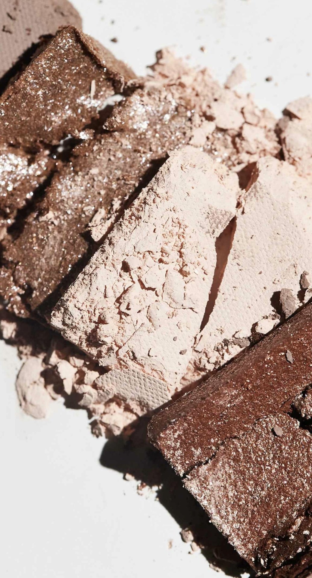 Charlotte Tilbury тени сухие BAX4RC Super Neutral