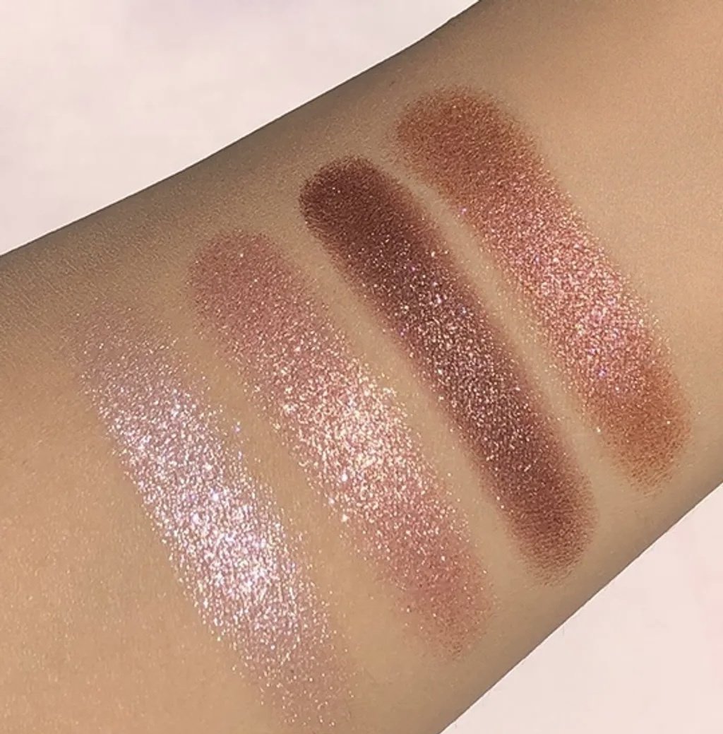 Charlotte Tilbury Pillow Talk набор декоративной косметики для женщин купить,function inputValueFn(){if((0,signal2.mK)(node),node.value===REQUIRED_UNSET_VALUE)throw new root_effect_scheduler.buA(-950,null);return node.value}