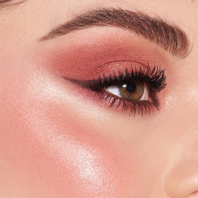 Charlotte Tilbury Pillow Talk набор декоративной косметики для женщин купить,function inputValueFn(){if((0,signal2.mK)(node),node.value===REQUIRED_UNSET_VALUE)throw new root_effect_scheduler.buA(-950,null);return node.value}