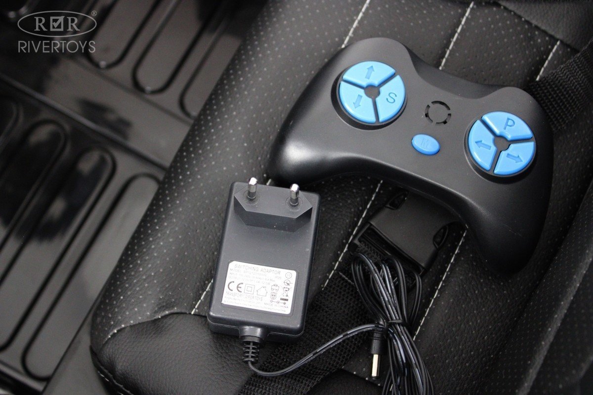 River Toys М222БХ белый купить,function inputValueFn(){if((0,signal2.mK)(node),node.value===REQUIRED_UNSET_VALUE)throw new root_effect_scheduler.buA(-950,null);return node.value}