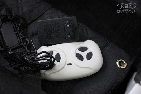 River Toys K888AM красный купить,function inputValueFn(){if((0,signal2.mK)(node),node.value===REQUIRED_UNSET_VALUE)throw new root_effect_scheduler.buA(-950,null);return node.value}