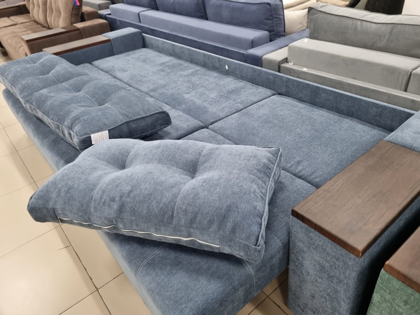 Диван прямой Soft market 1361, 285х70 см, обивка велюр, голубой купить,NaN