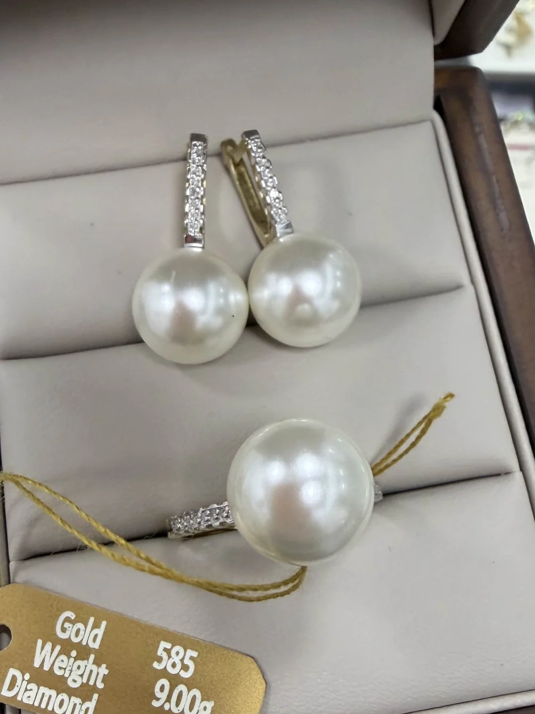 Комплект Luxrai золото, бриллиант желтое 585 купить,NaN