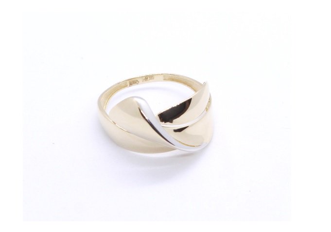 Кольцо Санис 18-106577 19,5р 1,9гр. купить,NaN