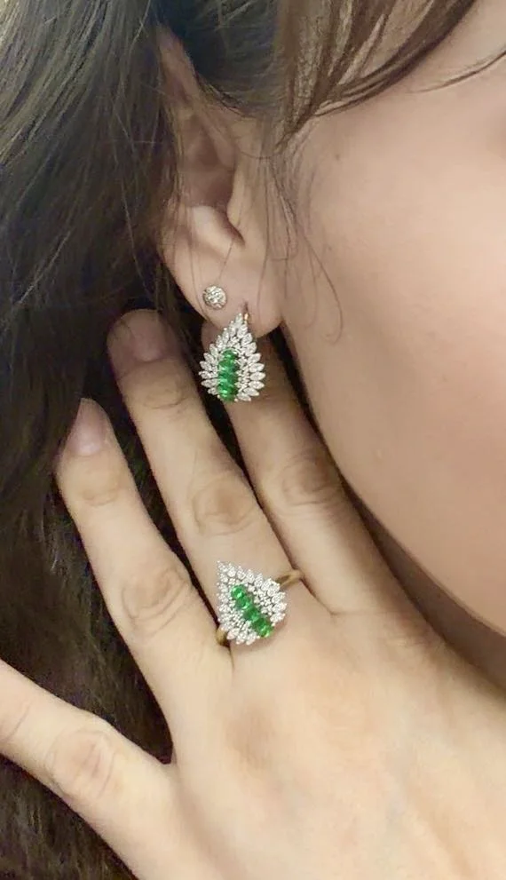 Комплект Luxrai изумруд, бриллиант, желтое золото 585 купить,NaN