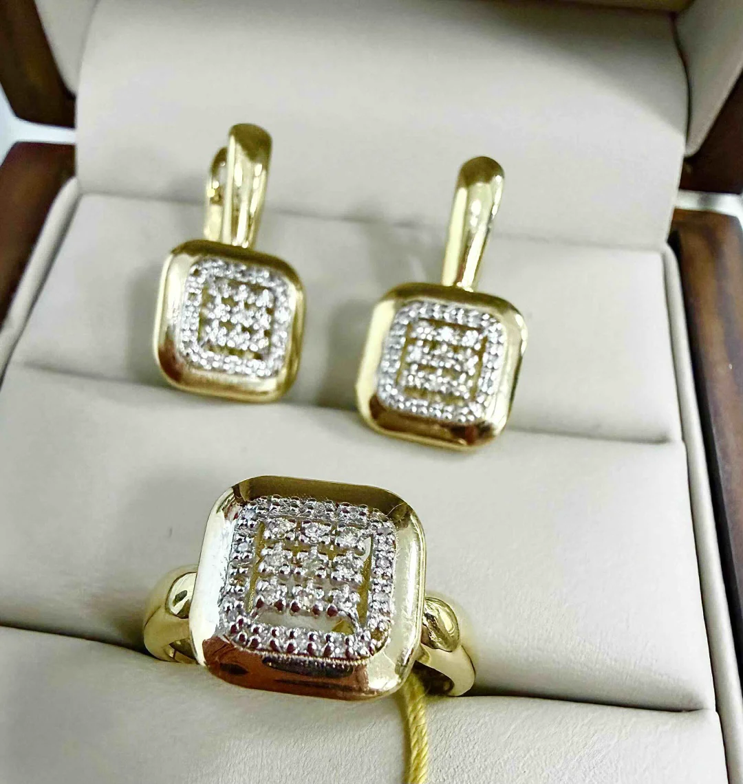 Комплект Luxrai бриллиант, желтое золото 585 купить,NaN
