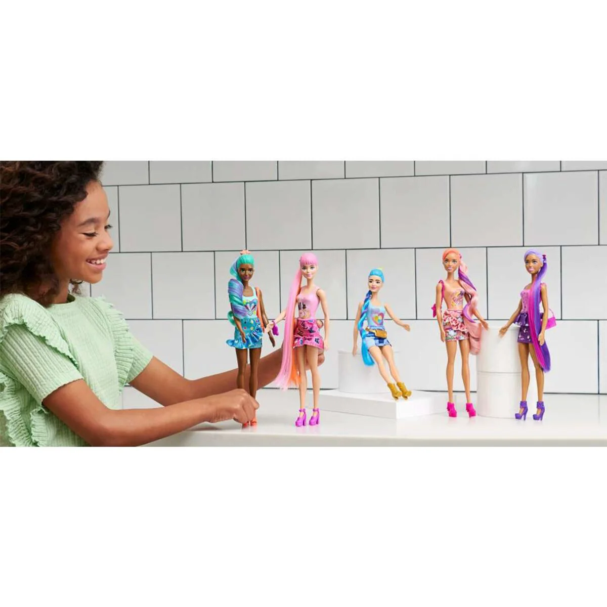 Кукла Barbie Color Reveal Кукла серии Totally Denim, в ассортименте HJX550 купить,NaN