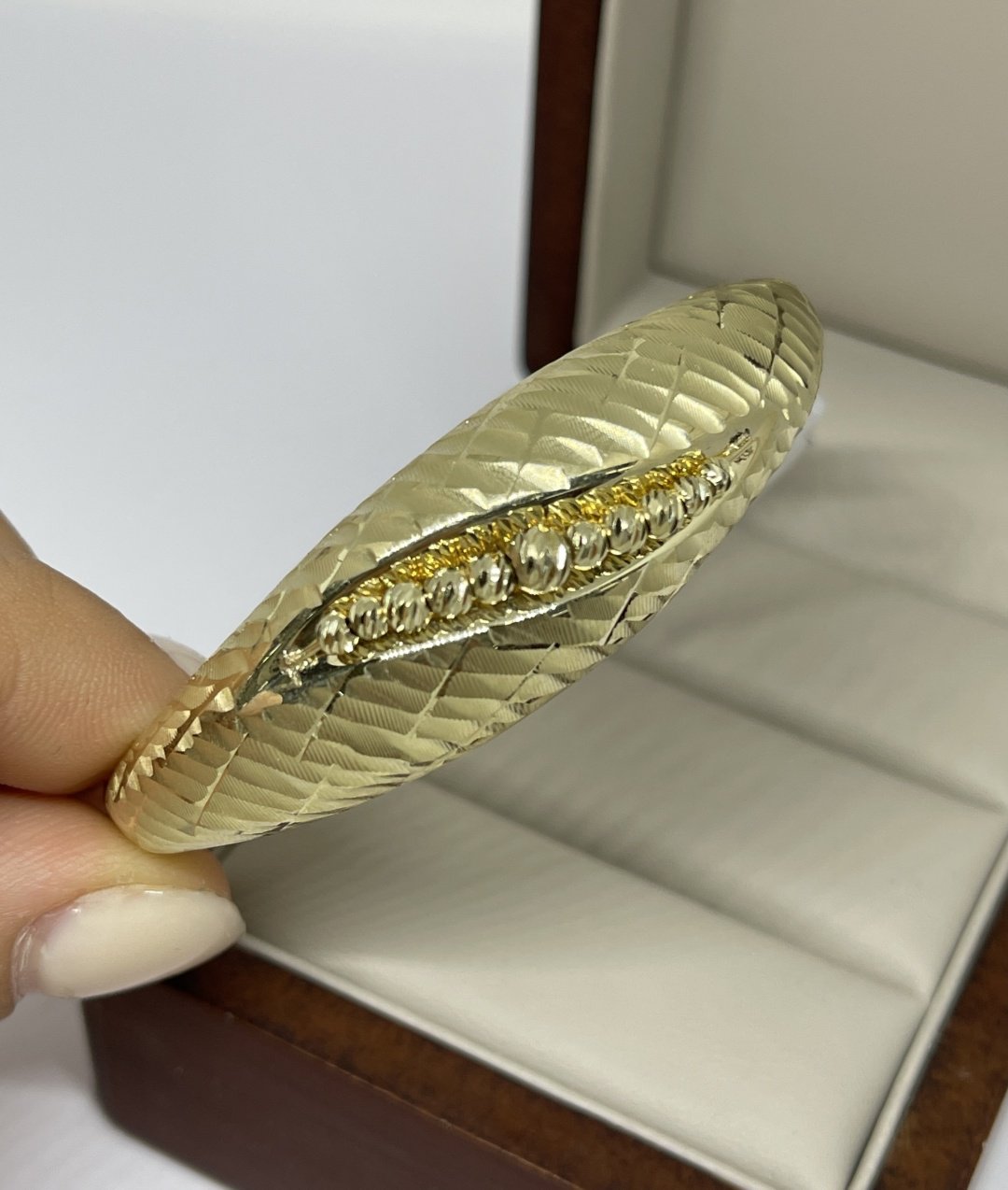 Браслет AISHA GOLD BMZH-865445538 длина 19 см, вес 8.65 г золото, плетение отсутствует