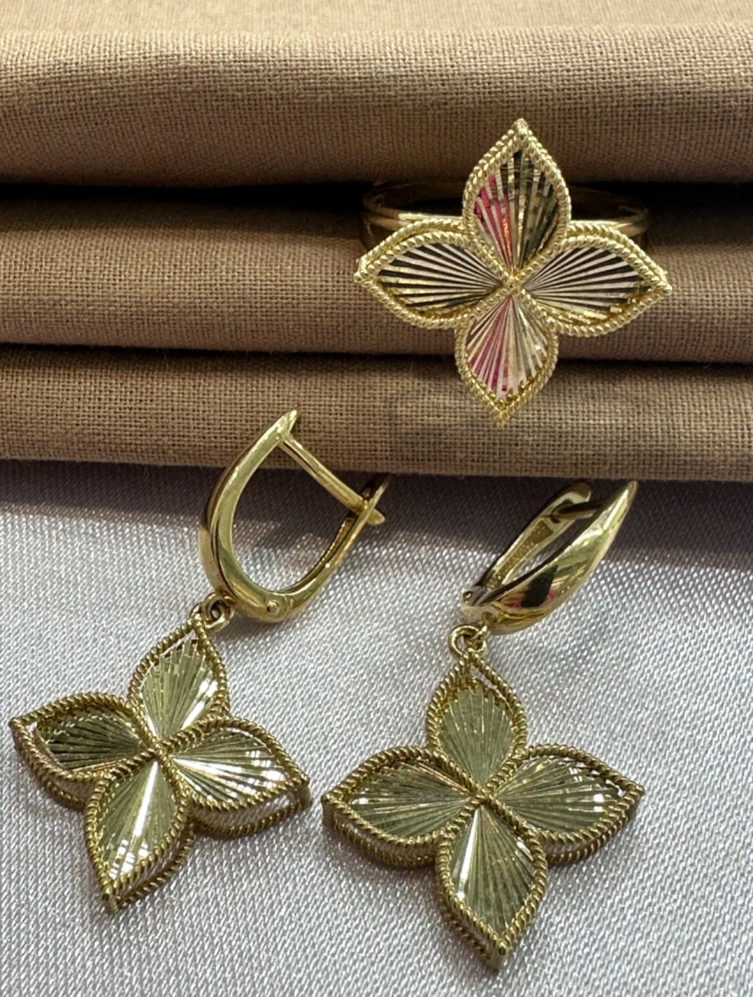 Diana Collection 471110 вес 5.48 г золото, без вставок купить,NaN