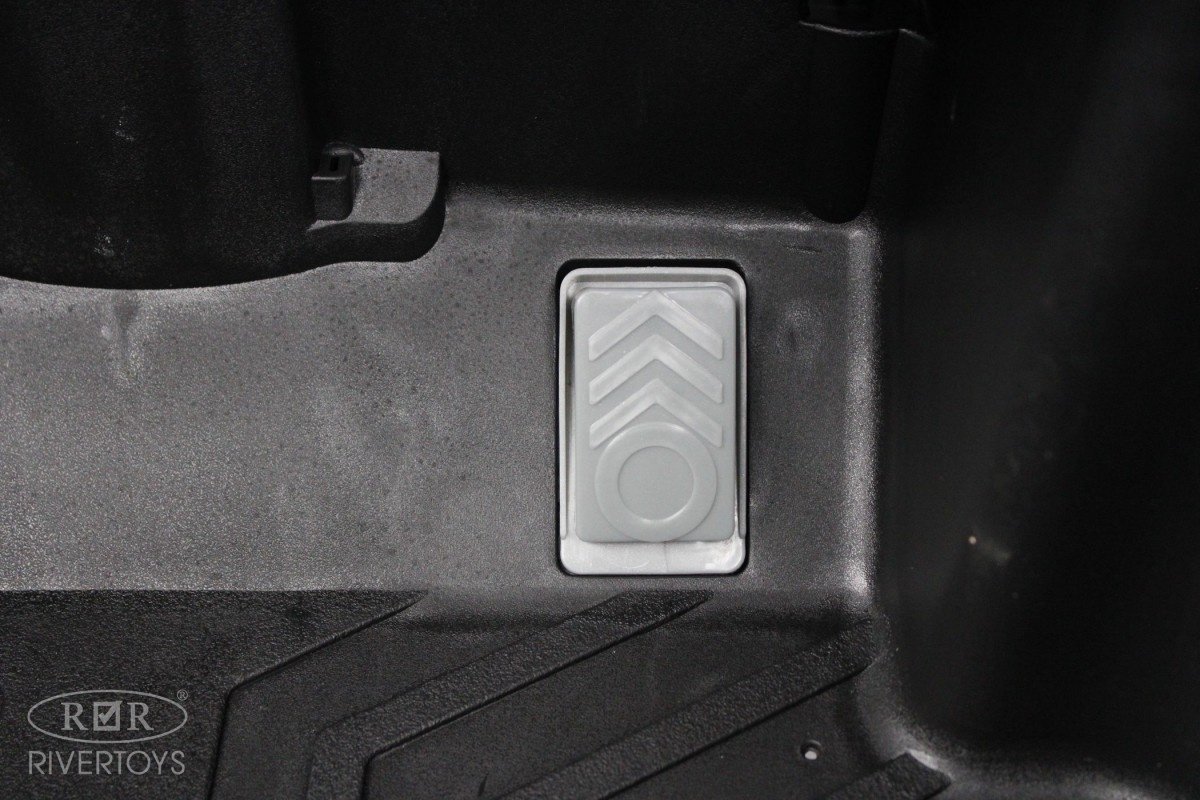 River Toys C111CC зеленый