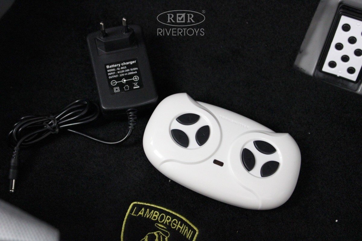 River Toys Lamborghini Urus E777EE зеленый купить,NaN