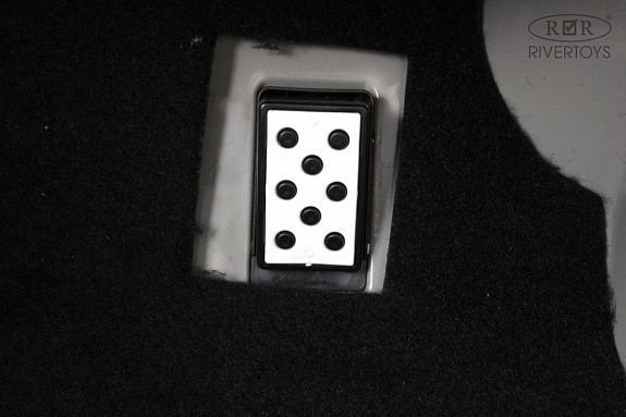 River Toys Lamborghini Urus E777EE серый