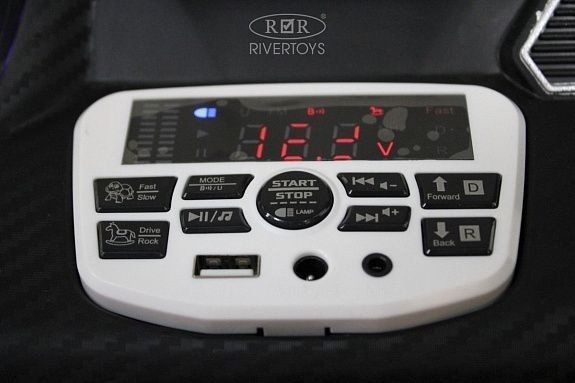 River Toys Lamborghini Urus E777EE серый