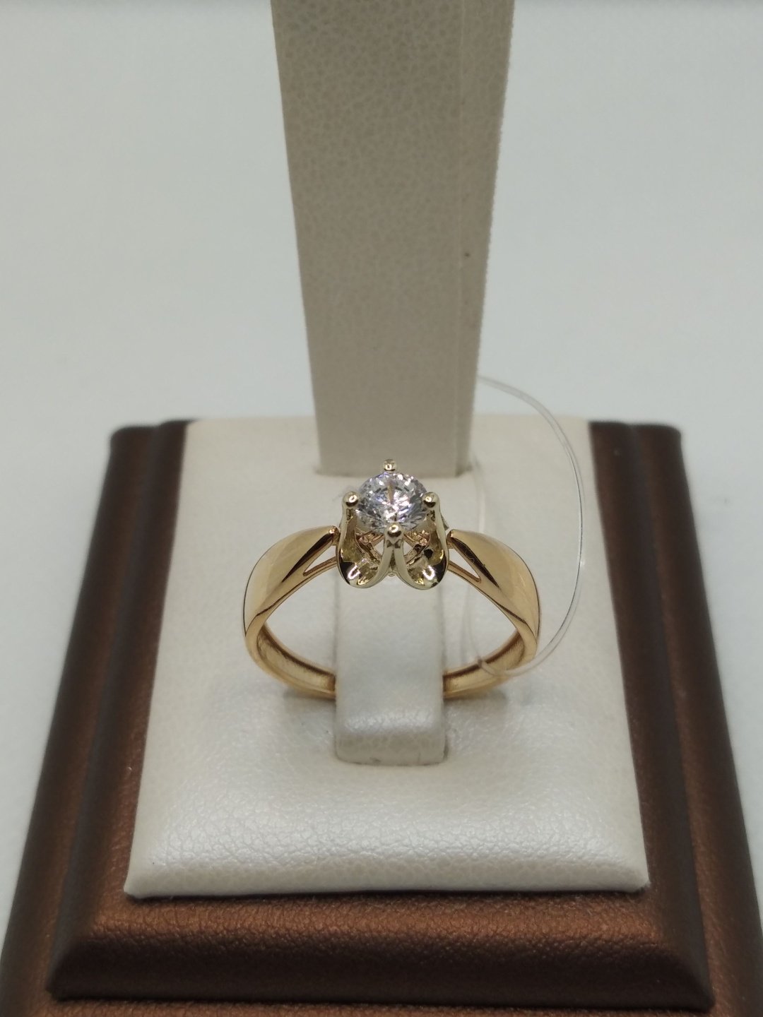 Кольцо NN GOLD NN-82/168 размер 18 вес 1.93 г золото, фианит купить,NaN