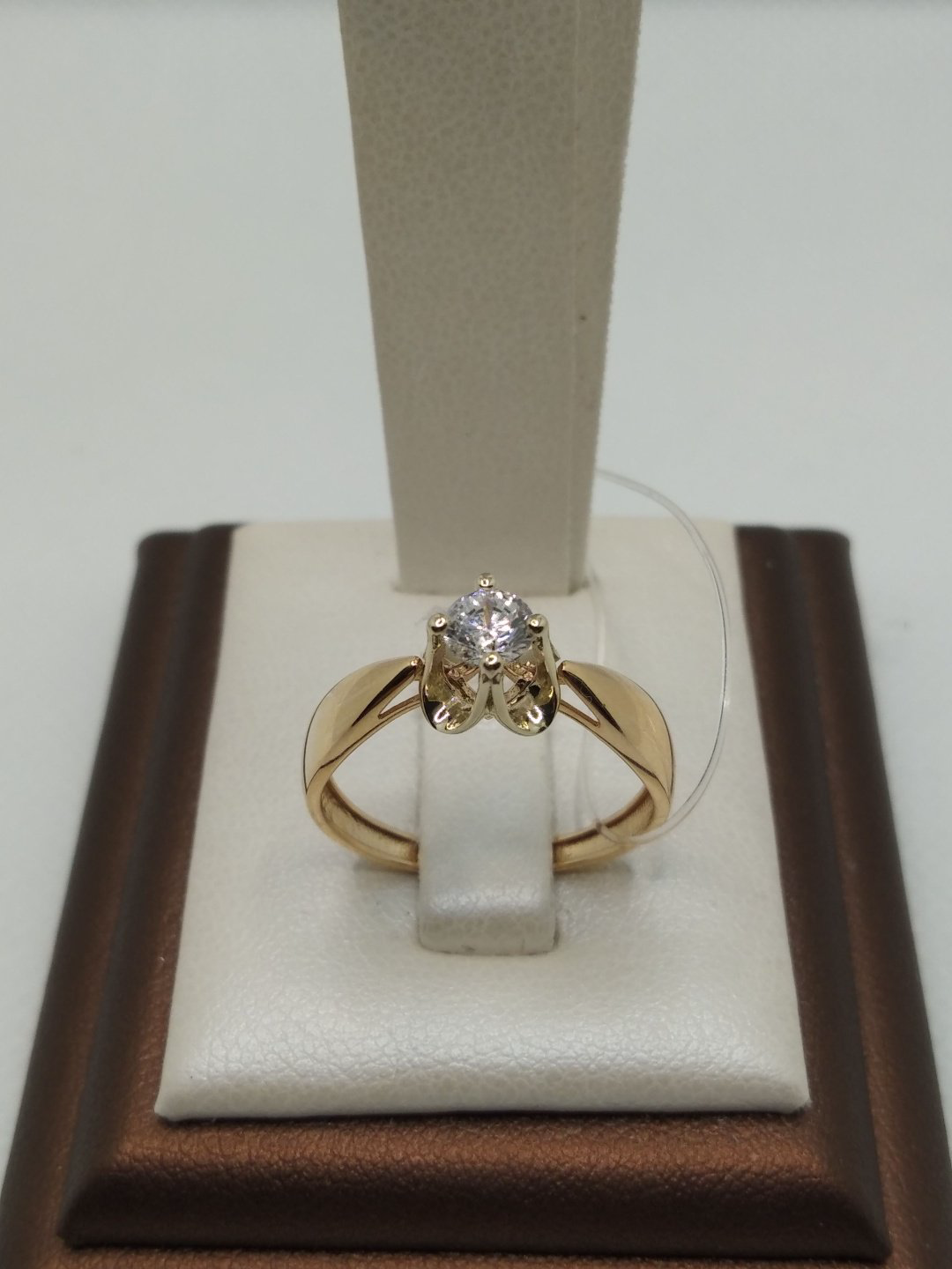 Кольцо NN GOLD NN-82/168 размер 18 вес 1.93 г золото, фианит купить,NaN