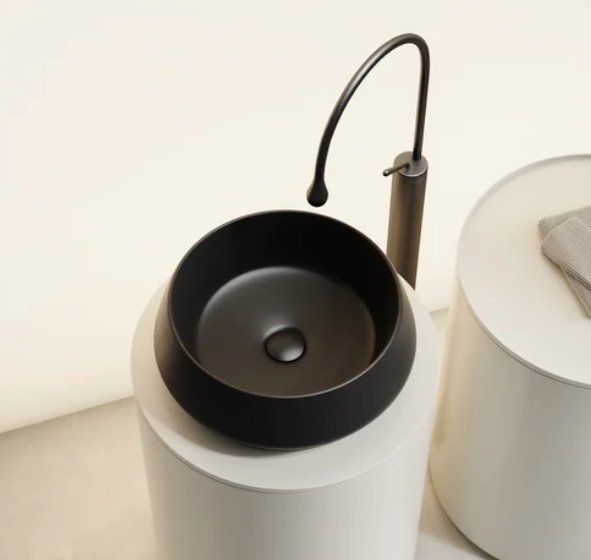 Раковина Ceramicanova CN12004MB накладная круглая 40, санфарфор