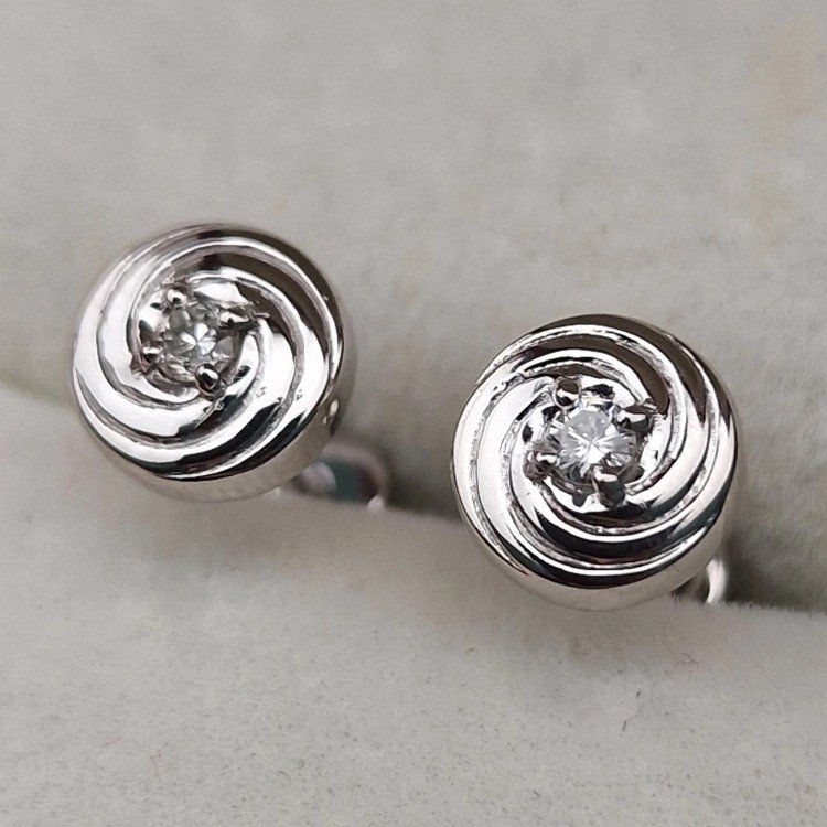 Серьги Deimantas 106086392 2,27гр 0,09ct. купить,NaN