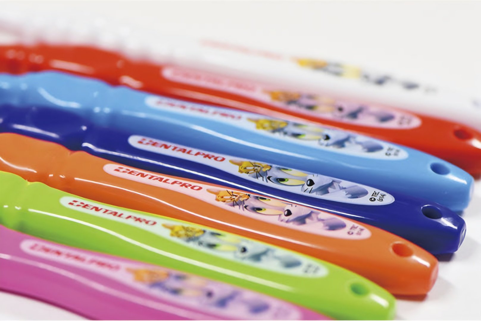 Dental Pro Dental Pro Tom &amp; Jerry зубная щетка мягкая 2 шт