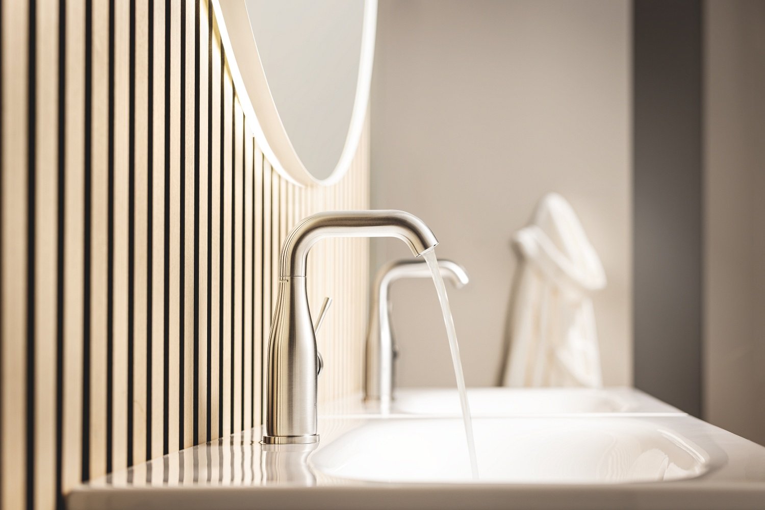 Смеситель для раковины (умывальника) Grohe Essence, комплект купить,NaN