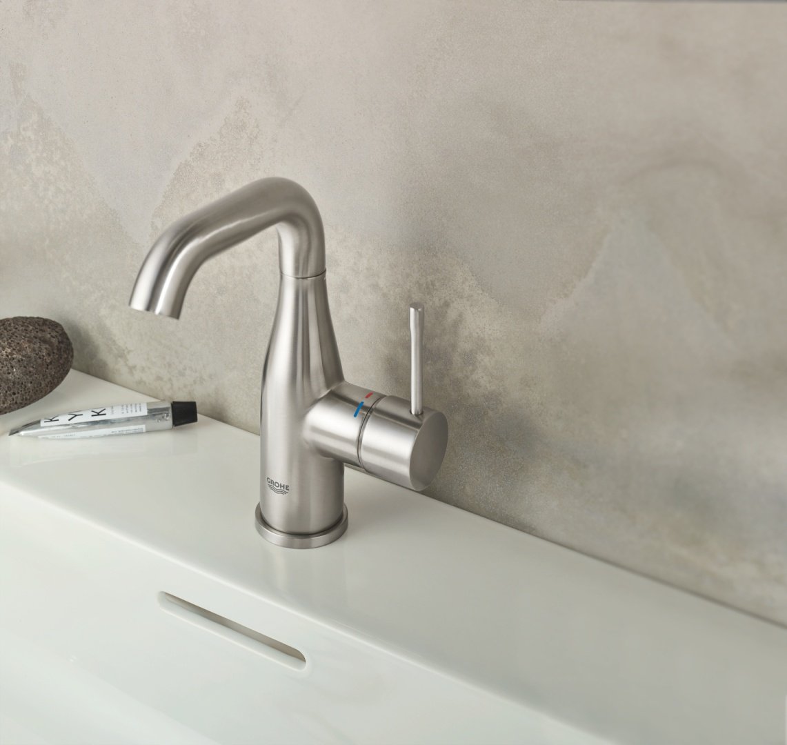 Смеситель для раковины (умывальника) Grohe Essence, комплект купить,NaN
