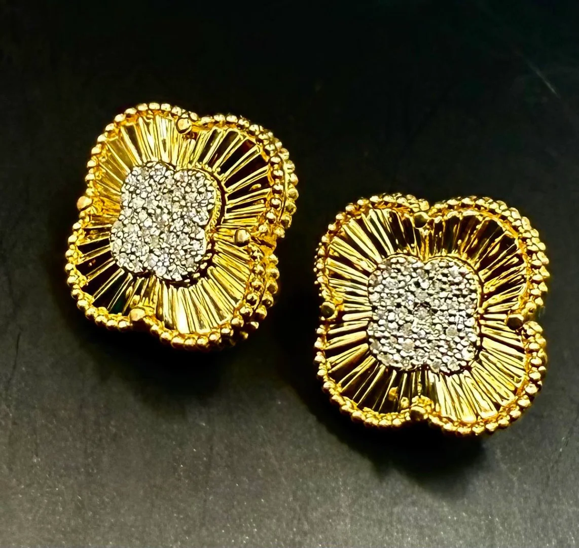 Серьги Luxrai бриллиант, желтое золото 585 купить,NaN