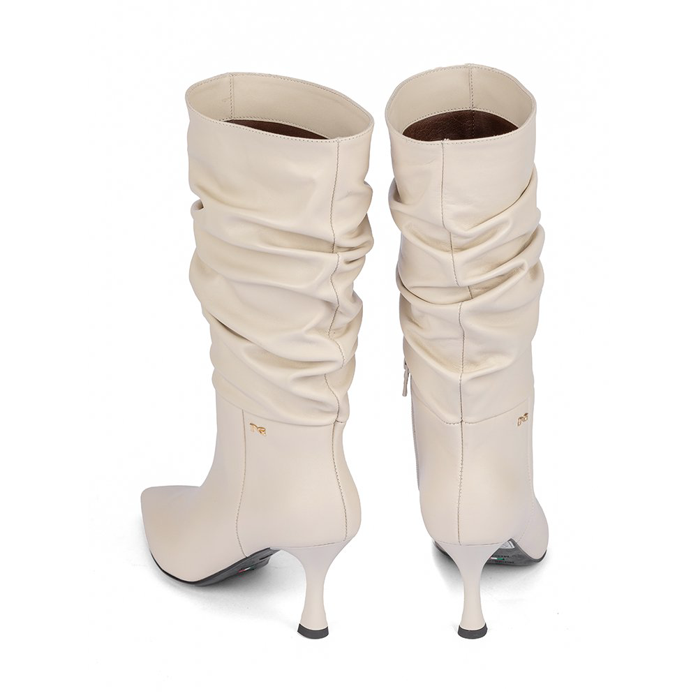 Сапоги Nero Giardini Stiv.Donna Velvet Col I410832DE Milk молочный 39 купить,120000
