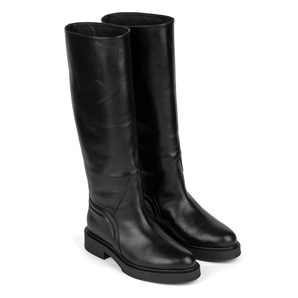 Сапоги Giorgio Fabiani Vitello Nero F242008 39 Black купить,287500