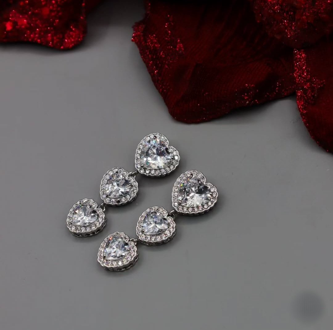 Комплект LARA jewelry медицинская сталь, кристаллы Swarovski купить,NaN