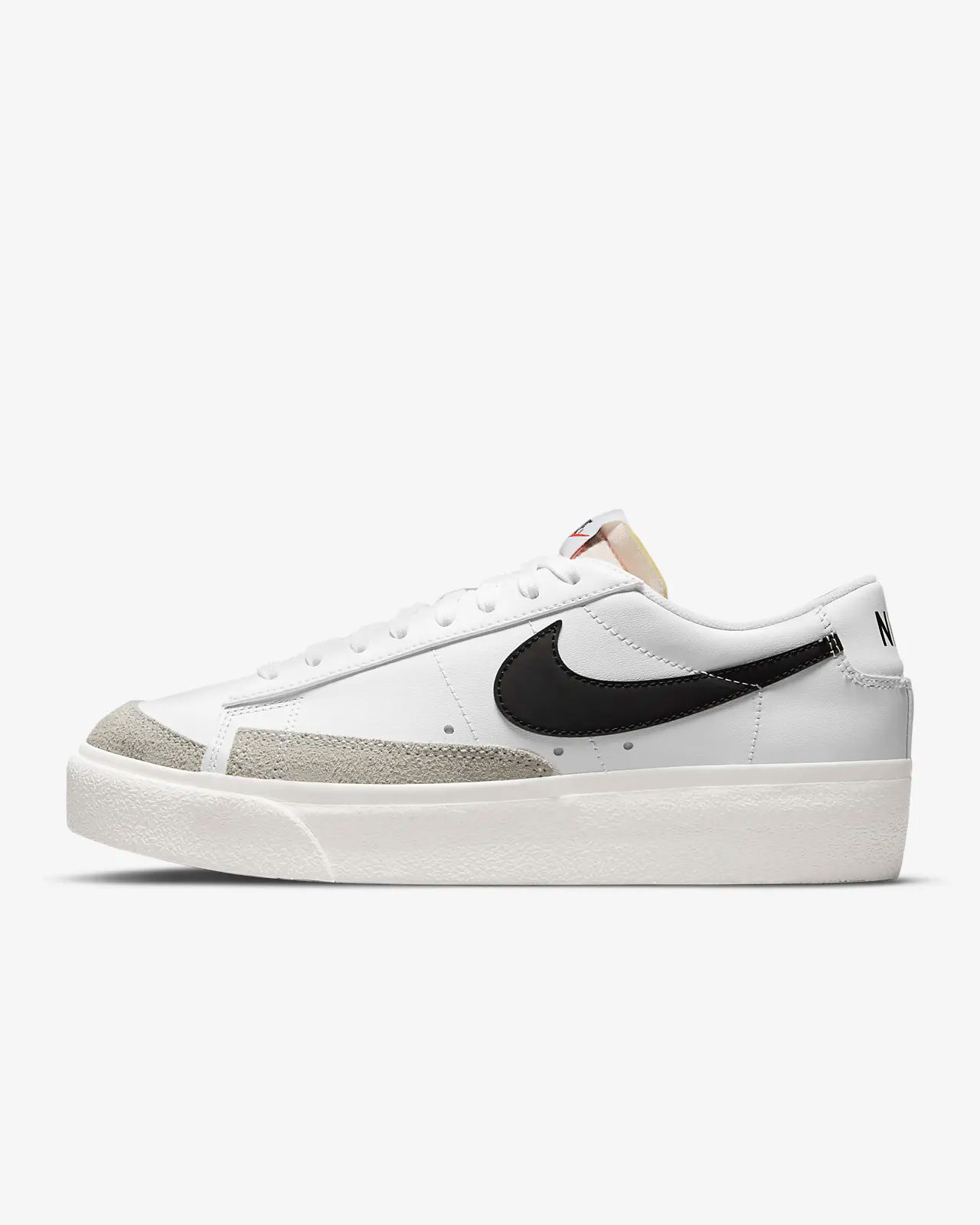 Кроссовки Nike DJ0292-101 Nike Blazer Low Platform белый 41.5