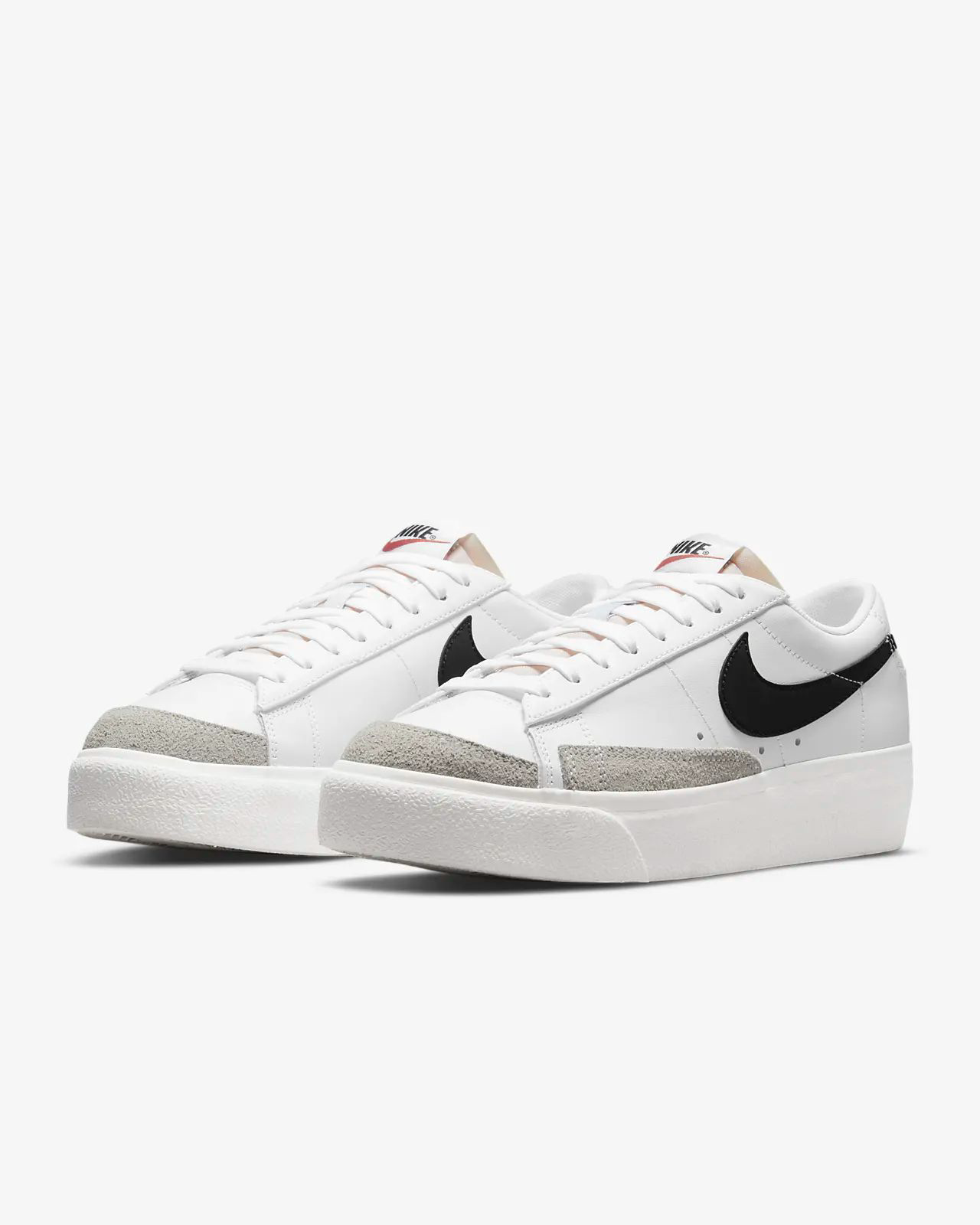 Кроссовки Nike DJ0292-101 Nike Blazer Low Platform белый 41.5