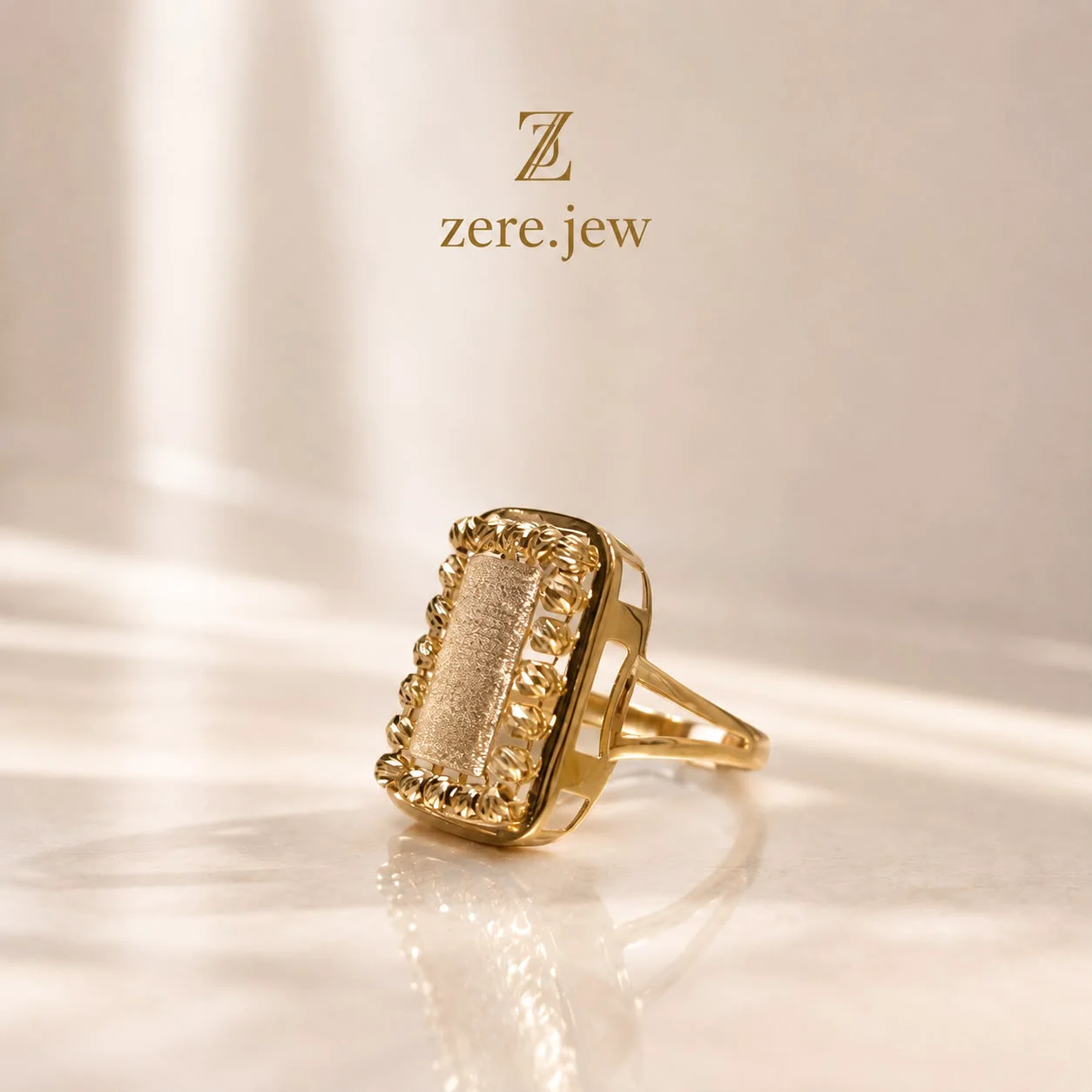 Кольцо-печатка Zere золото 585 пробы 2,99г 19р купить,246675