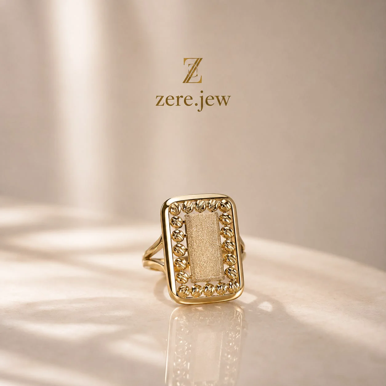 Кольцо-печатка Zere золото 585 пробы 2,99г 19р купить,246675