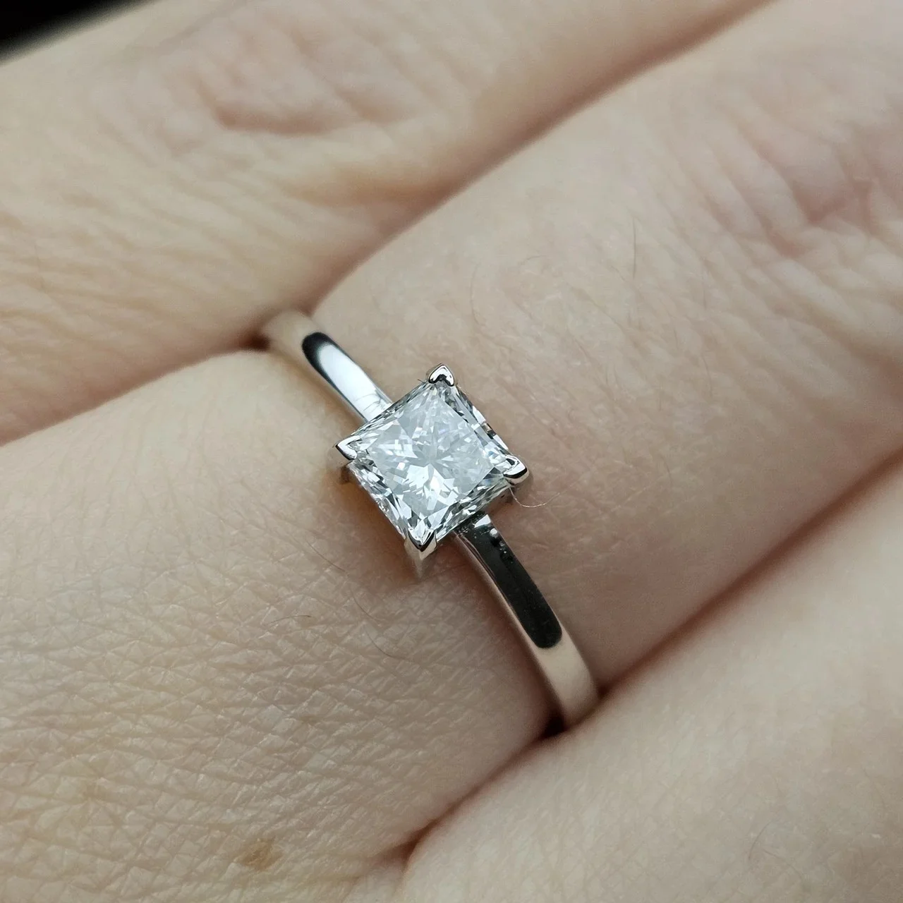Кольцо Deimantas 113823681 17р 0,59ct. купить,NaN