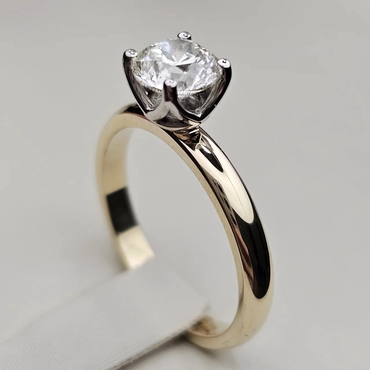 Кольцо Deimantas 113811224 17р 1,00ct. купить,NaN