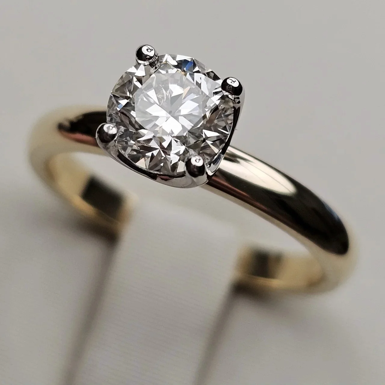 Кольцо Deimantas 113811224 17р 1,00ct. купить,NaN