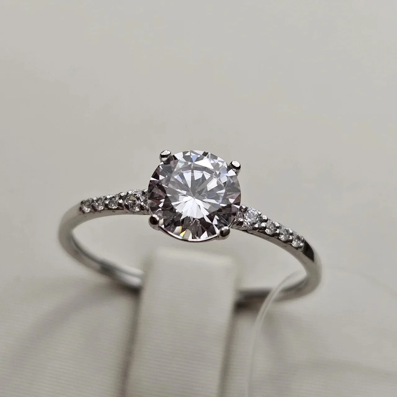 Кольцо Deimantas 112938193 17р 1,03гр. купить,NaN