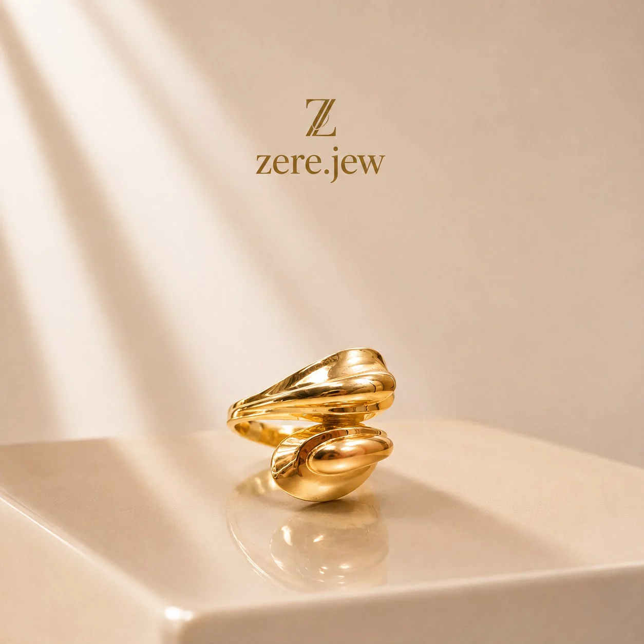 Кольцо Zere золото 585 пробы 3,46г 19,5р купить,285450