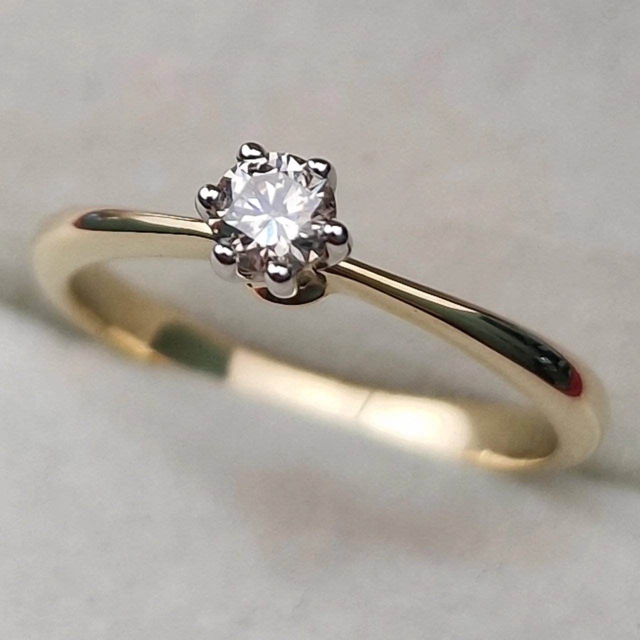 Кольцо Deimantas 106481117 16,5р 1,96гр 0,17ct. купить,NaN