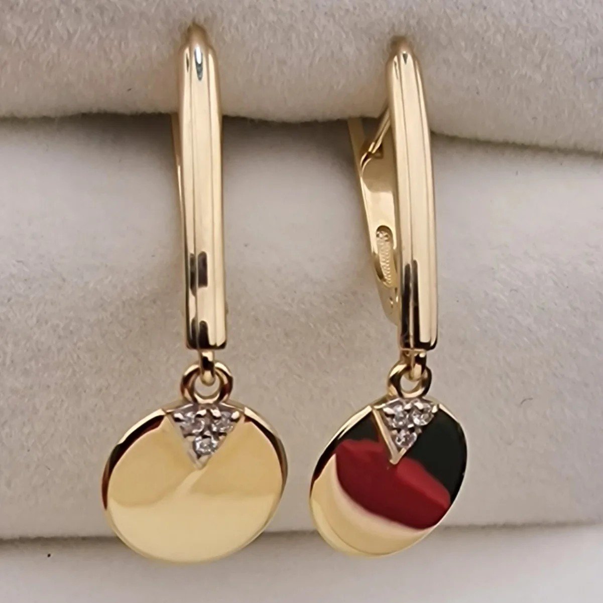 Серьги Deimantas 106481288 1,94гр 0,06ct. купить,NaN