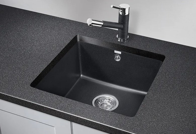 Кухонная мойка GRANULA 4451, ШВАРЦ Шварц врезная 46х46х19 см, кварцевый песок
